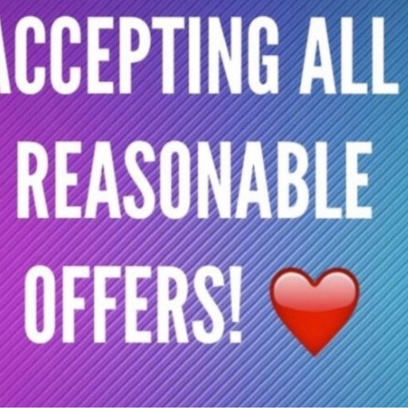 Meet your Posher, Melissa - Picture 3 of 3